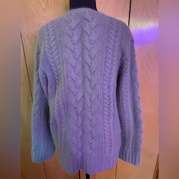 J. Crew Soft Mint Green Lambswool & Angora Cable Knit Sweater M - Picture 3 of 9